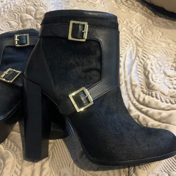 Rachel Zoe Hair Calf Leather Gorgeous Black Booties-Sz 8.5 - Picture 2 of 11